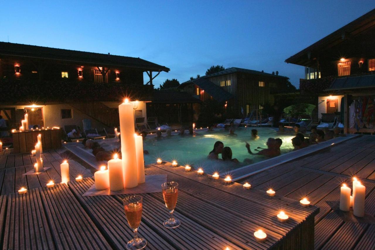 Aqua Blu Hotel บาดฟึสซิง ภายนอก รูปภาพ